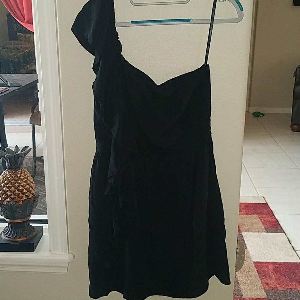 Bebe ruffled mini dress